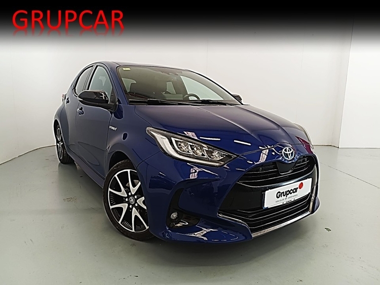 Toyota Yaris Hybrid Style foto miniatura